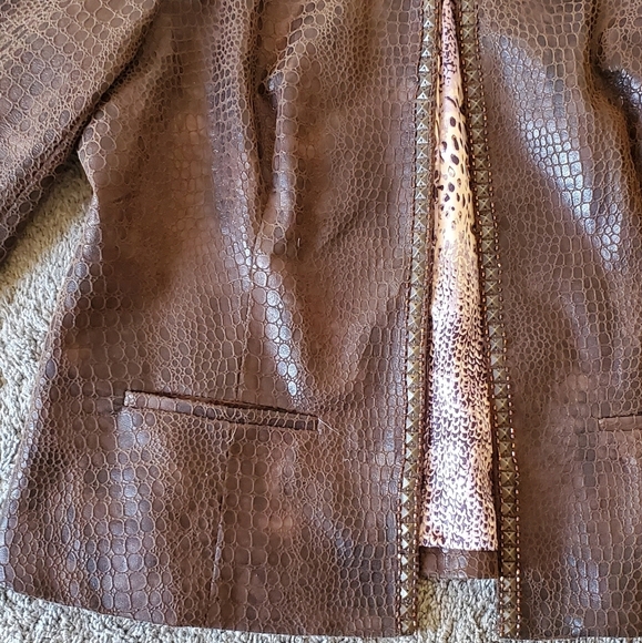 Chico's Croc Embossed Studded Beaded Reptile Faux Leather Bomber Jacket Size 12 - Picture 7 of 10
